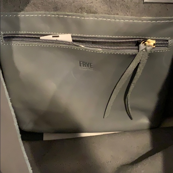 Frye Tote bag - NWT - Picture 3 of 4